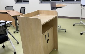 교탁 - 한국예술종합학교